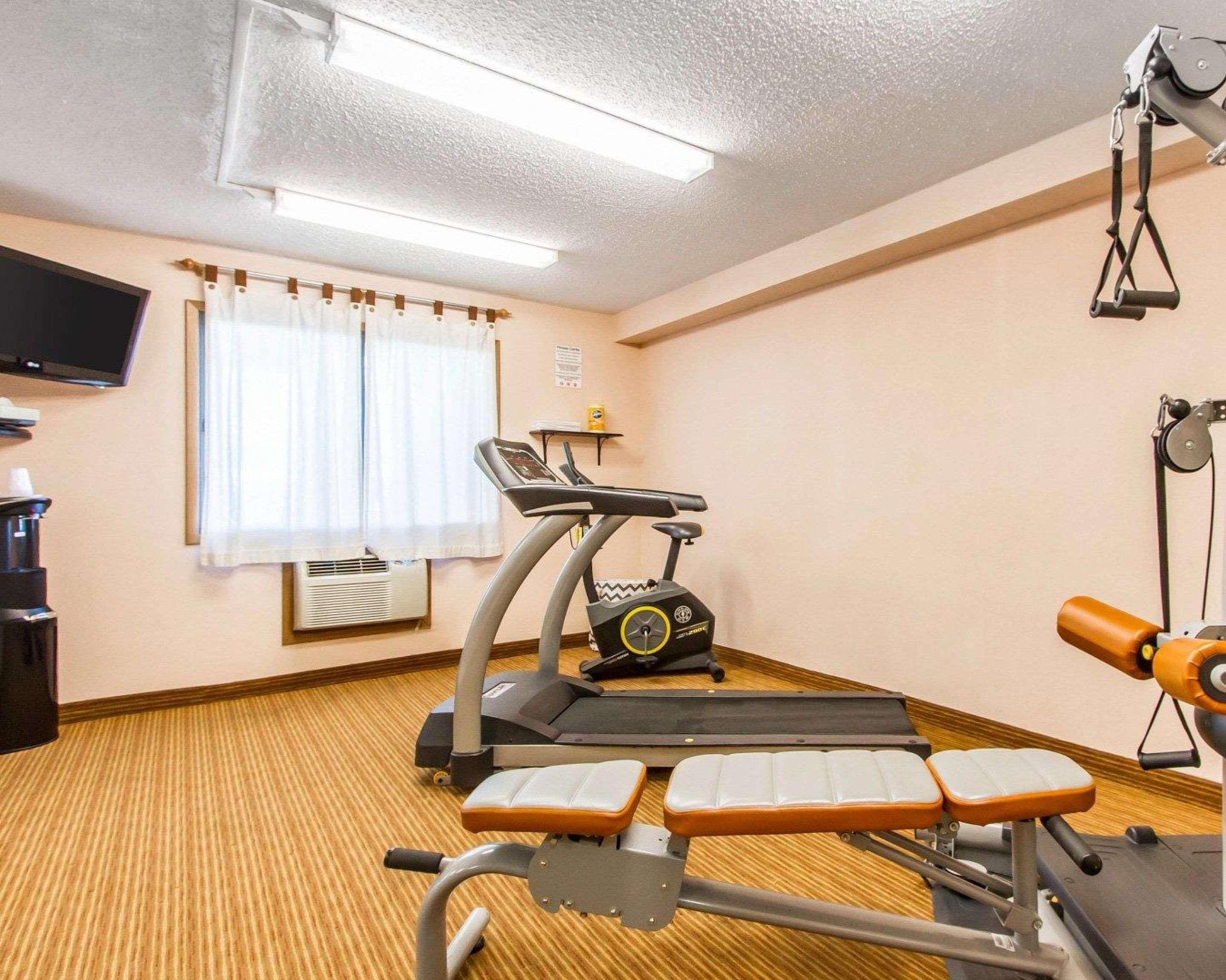 Quality Inn & Suites Ottumwa North מראה חיצוני תמונה
